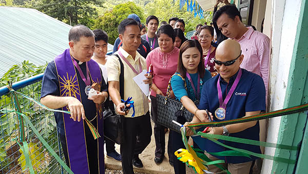 FPG Insurance And Cebuana Lhuillier Foundation Open Iloilo Community Learning Center